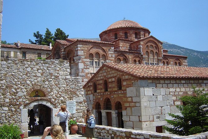 10 Day Best of Greece Tour, Olympia, Meteora, Delphi & Santorini - Delphi’s Oracle World and a Meteora Arrival That Hits Before Dark