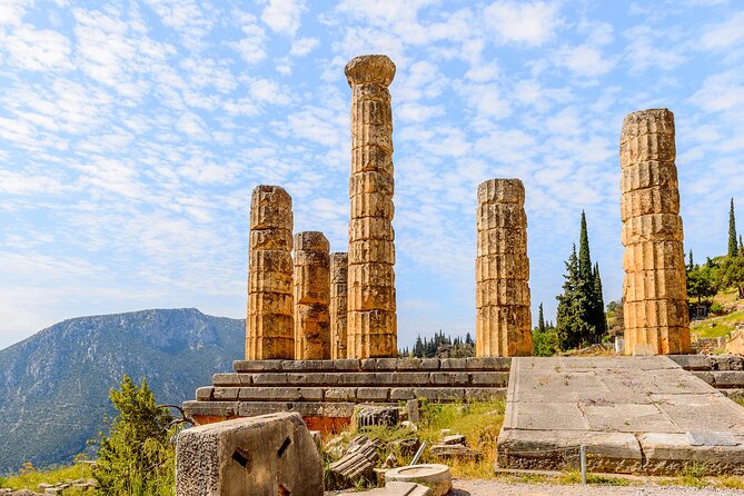 2-Day Delphi Meteora Tour From Athens - The hotel reality: Kalambaka can be great, but the star rating can feel uneven