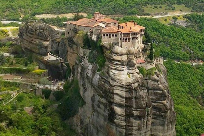 2 Day Private Tour to Amazing Delphi & Meteora - Why this Delphi and Meteora private driving tour works so well