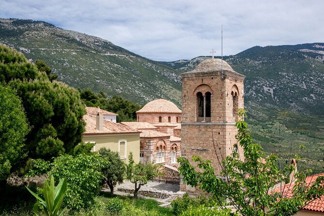 2-Day Private Tour to Delphi and Meteora from Athens - Delphi Ancient Town: Walking the Sacred Way (and Knowing Where to Look)