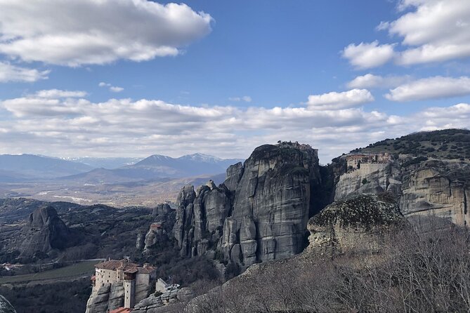 2-Day Private Tour to Delphi & Meteora with Great Lunch included - Meteora First Look on Day 1: Late-Day Light and Easy Wonder