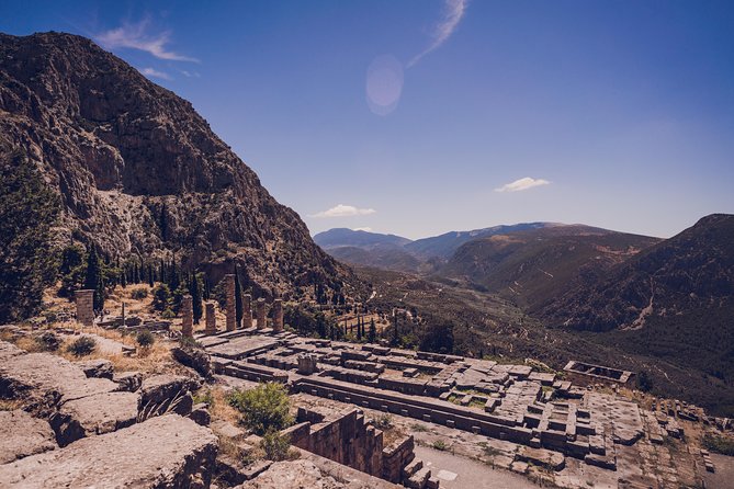 2-Day Trip to Delphi from Athens - Language Options and Guide Style: English Most of the Time
