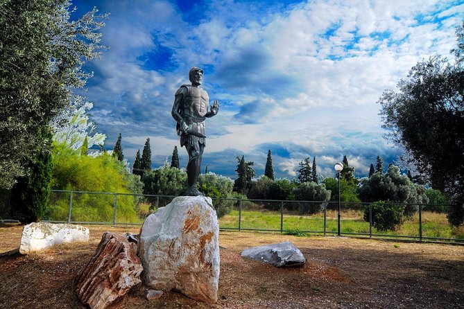 2 Days Herodotus Tour - Marathon, Thermopylae, Delphi, Thebes, Plataea, Salamis - Tholos of Athena Pronaia: a quick architectural stop that pays off