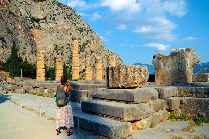 2 Days Private Tour/ Delphi (Apollo Oracle) & Meteora (Orthodox Monasteries) - Day 1: Trikala Bridge Views and the Route to Meteora