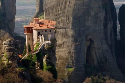 3-Day Trip to Delphi and Meteora from Athens - Meteora monasteries on Day 3: the walk uphill is part of the magic