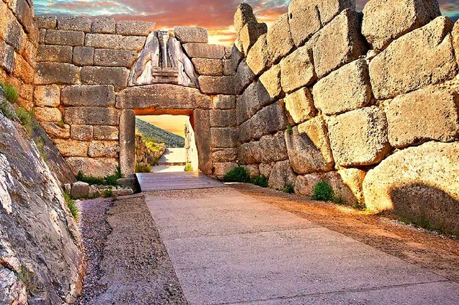 3 days Spanish guided tour in Epidaurus, Mycenae, Olympia, Delphi - Key points at a glance