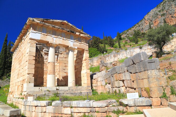 4-Day Greece Highlights Tour: Epidaurus, Mycenae, Olympia, Delphi and Meteora - Delphi at Sunrise: Apollo, The Temple Area, and the Museum