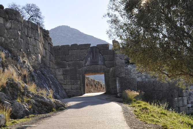 4-Day Most Popular Greek Sites: Nafplio, Olympia, Delphi, Meteora - Why this Athens private route beats a big-bus day
