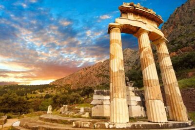 4day Spanish tour in Epidaurus Mycenae Olympia Delphi and Meteora - Day 2: Olympia’s sacred grounds, then Delphi through Rio–Antirrio