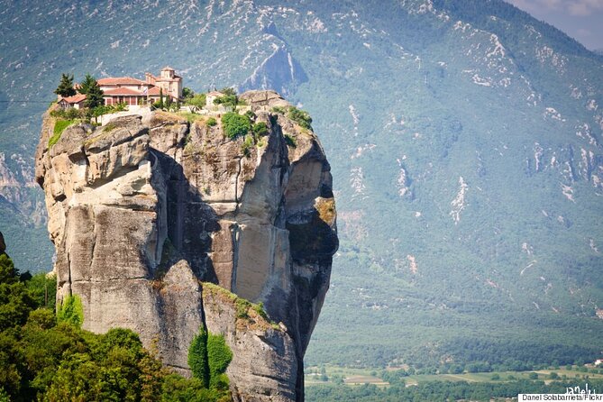 4day Spanish tour in Epidaurus Mycenae Olympia Delphi and Meteora - Price and what you actually get for $728.56