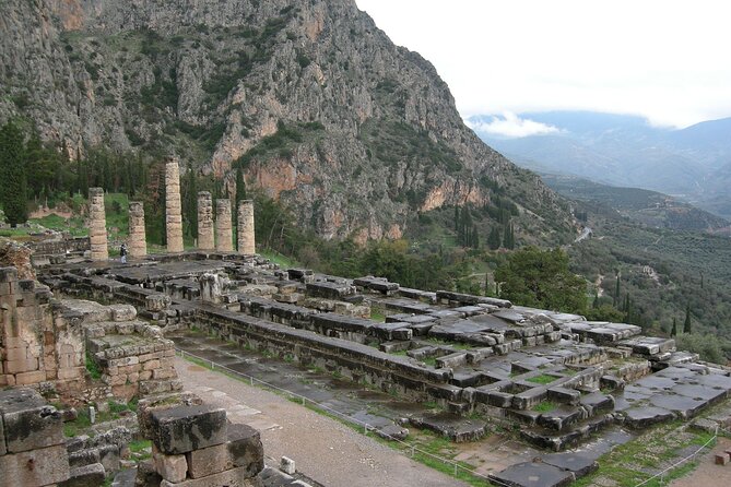 4day Spanish tour in Epidaurus Mycenae Olympia Delphi and Meteora - Logistics that matter: timing, buses, and comfort