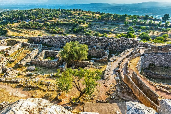 6-Day Private Tour - Delphi, Meteora, Nafplio & Monemvasia - Day 1 in Delphi: the Apollo center plus museum time