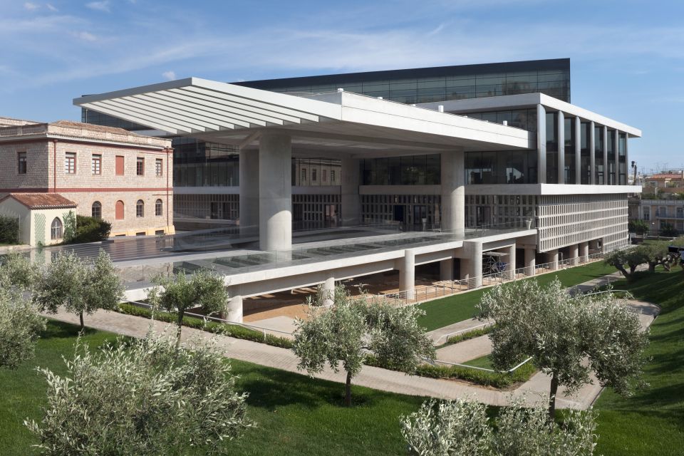 Acropolis Museum & National Archaeological Museum Ticket - Using the Included Audio: Phones, Downloading, and Old Town Plus Plaka