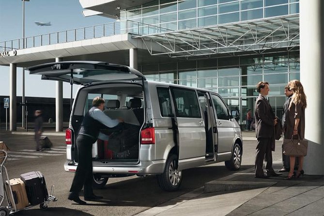 Airport Transfer/ Athens Greece - Getting Oriented on the Way In: Tips That Save You Time in Athens