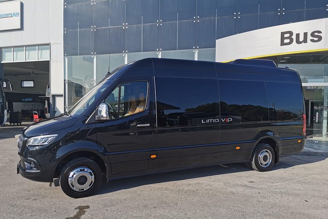 AIRPORT TRANSFER to/from hotel (up 14 in a luxurious Minibus ) - How the airport pickup works (and how it saves time)