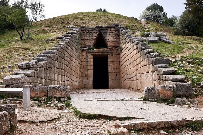 Ancient Corinthos, Mycenae & Nafplio - Private Full Day Tour from Athens - Stop 2: Ancient Corinth—Apollo’s hill, the theatre, and the Vema tied to St. Paul