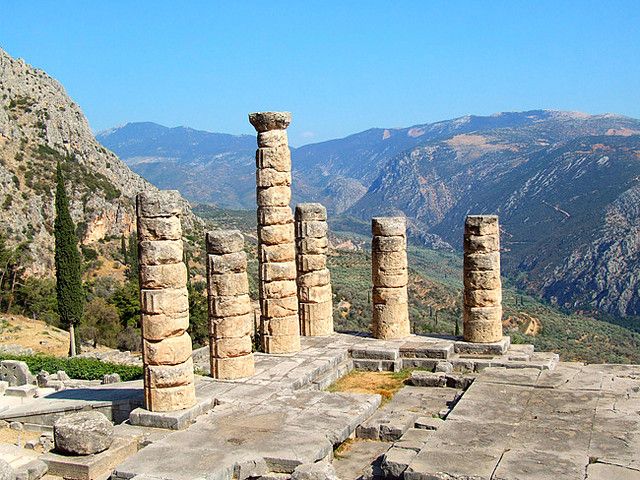 Ancient Delphi Full-Day Tour from Athens - Lunch that keeps you steady for the afternoon