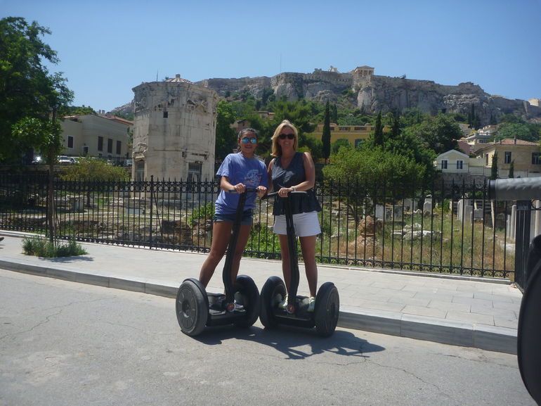 Athens: 3-Hour Grand Tour by Segway - Guide quality and group size: how the tour stays fun and safe