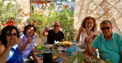 Athens: 7-Course Dinner and Wine Pairing with Acropolis View - Meeting Dimitris and Savvas for classic Greek hospitality