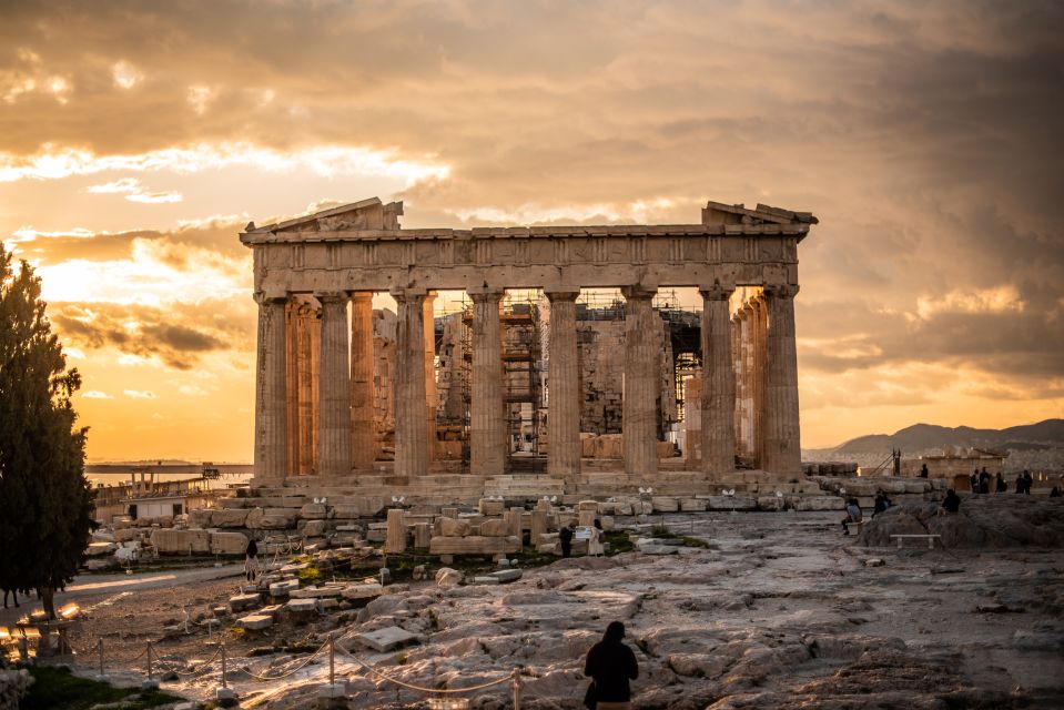 Athens: Acropolis and City Highlights Half-Day Tour - Getting to the Acropolis: fast pickup, timed energy, and first views