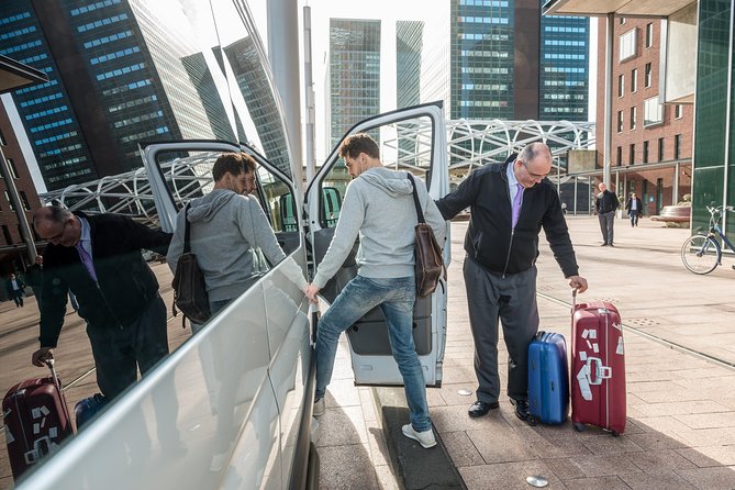 Athens Airport Departure Transfer – From Hotel to Airport - Communication and vehicle watch-outs: what to do to stay calm
