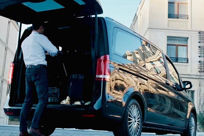 Athens Airport to Athens Hotels Private Arrival Transfer - Wi‑Fi On Board: Small Comfort on a Long Day