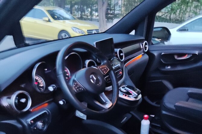 Athens Airport To Piraeus Port - Hotel Private Luxury Transfer - Port Drop-Off: Getting Off the Clock Without Losing Your Place