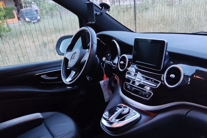 Athens Airport To Piraeus Port - Hotel Private Luxury Transfer - English-Speaking Drivers and the Useful Athens Talk En Route