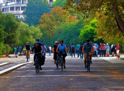 Athens: Bike Tour with Acropolis & Parthenon Visit - Where you meet and what the first minutes feel like