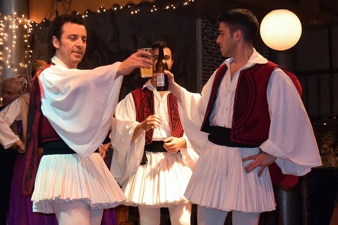 Athens by night. Small walking and musical show. - Dinner and drinks: how to plan your budget like a local