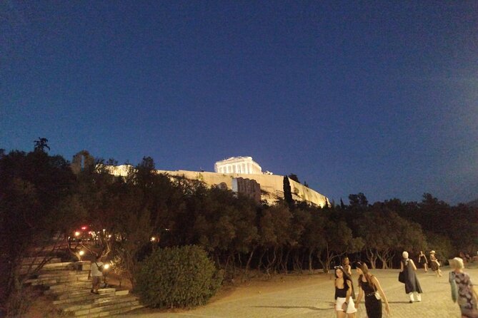Athens by Night Tour - Parliament House and Syntagma Square at Night