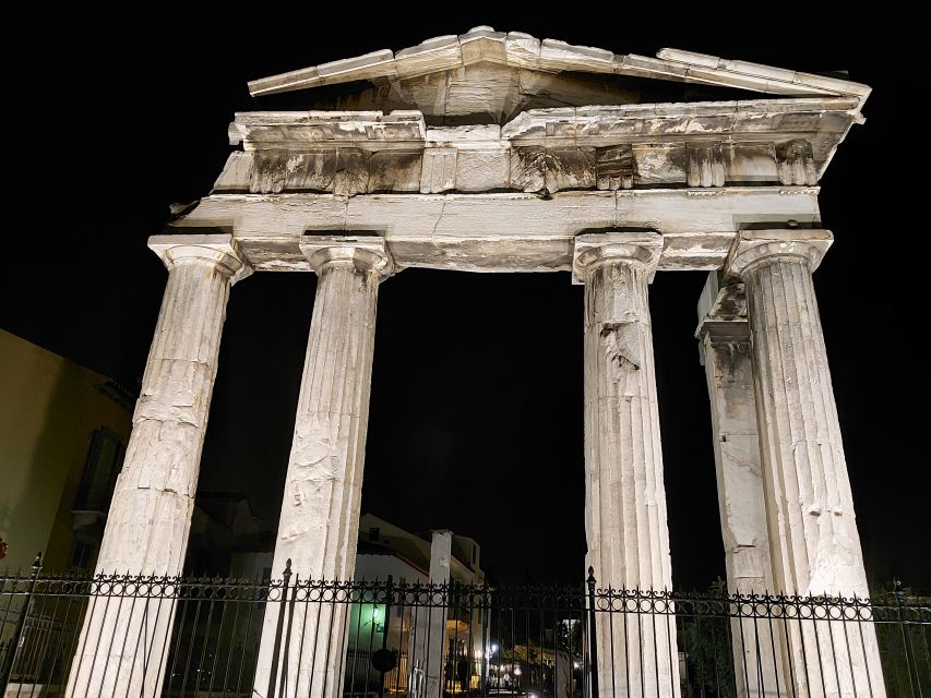 Athens: City Highlights Nighttime Walking Tour in Spanish - Meeting Under Panagiotis Vallianos: Your Starting Point at the National Library