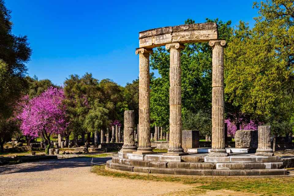 Athens: Corinth Canal and Ancient Olympia Private Trip - Corinth Canal in 15 Minutes: The Photo Stop That Actually Teaches You Something
