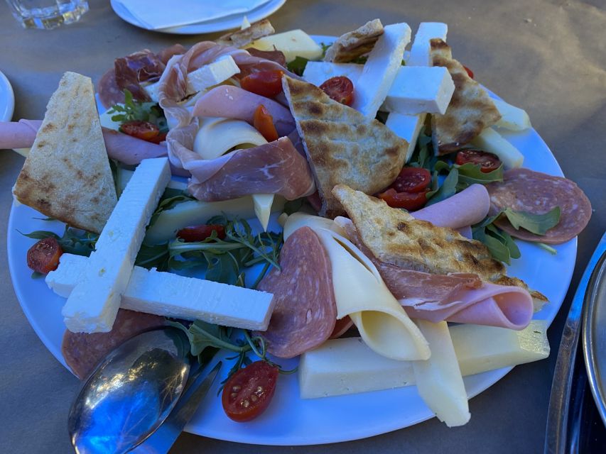 Athens: Eat like an Athenian Walking Tour - Starting at Starbucks: getting your bearings the Athens way