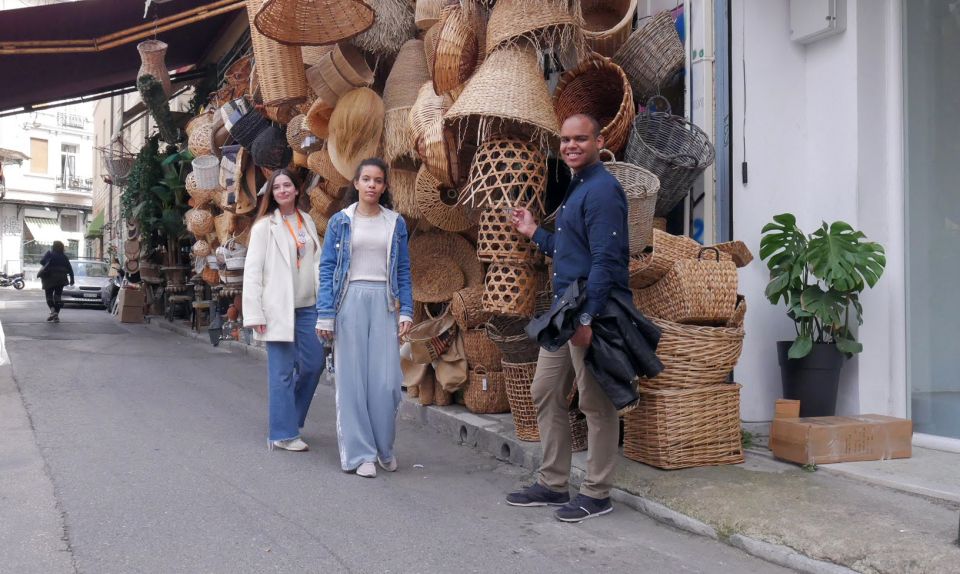 Athens: Food Tasting Tour in Plaka with Central Market Visit - Athens Central Market: what you’re actually learning beyond food