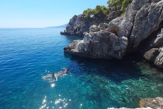 Athens: Full-Day Island Hopping Cruise with Lunch and Swimming - Aegina’s Temples and Pistachios: Your History Stop