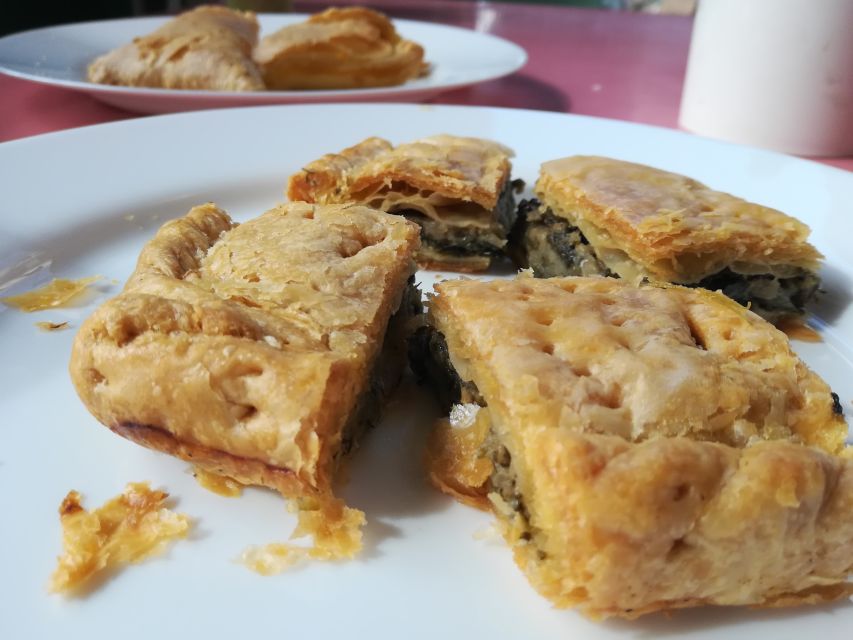 Athens: Gastronomic Vegan Group Walking Tour - Key things I’d circle on your Athens map