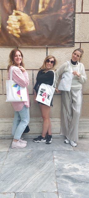 Athens: Graffiti Workshop and Tote Bag Painting Experience - What You Take Home: A Souvenir That Isn’t Just Something to Store