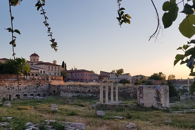 Athens Highlights Evening Tour with Dinner - Small Group Tour - Psiri: Where You Pause for Real-Time Athens Food and Culture