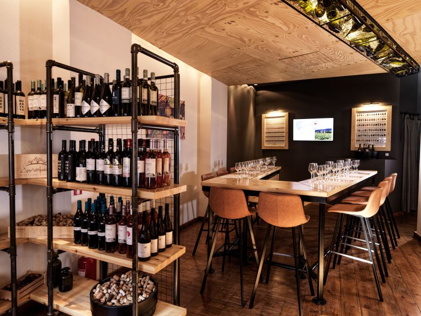 Athens: Mediterranean Gin Tasting Experience - Meeting at the Athens Wine Tasting Store and Getting Settled