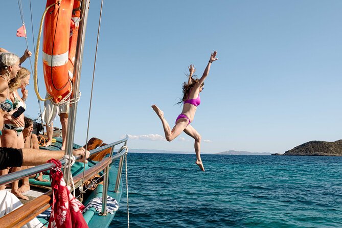 Athens mini cruise: "East Attica Hidden Gems" - How the boat crew and small-group feel changes the day
