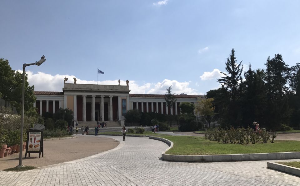 Athens: National Archaeological Museum Private Guided Tour - Getting oriented fast with Christos Theodoropoulos and a private group