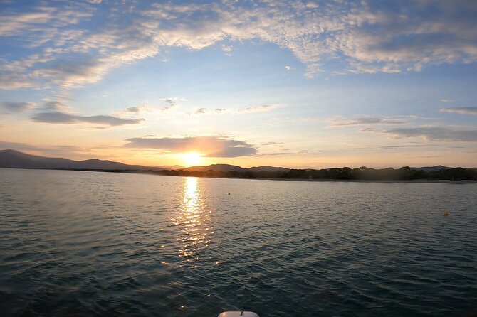 Athens, Nea Makri: Guided Small Group Snorkeling Boat Excursion - Dispa Island and why the guide’s route changes your experience