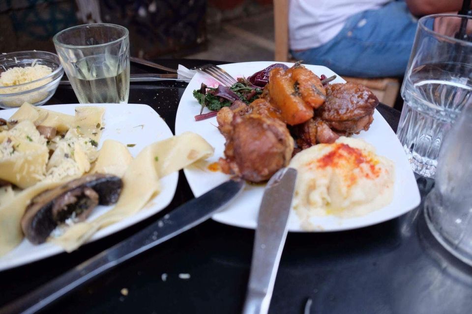 Athens: Old Town Electric Bike Tour with Local Mezes - Key things to know before you go