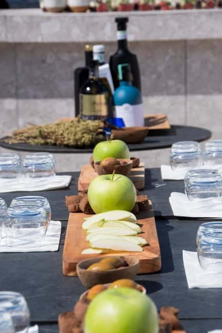 ''Athens Olive Oil Tasting'' - Maison d Olive in Kolonaki: the setting that makes tasting easy