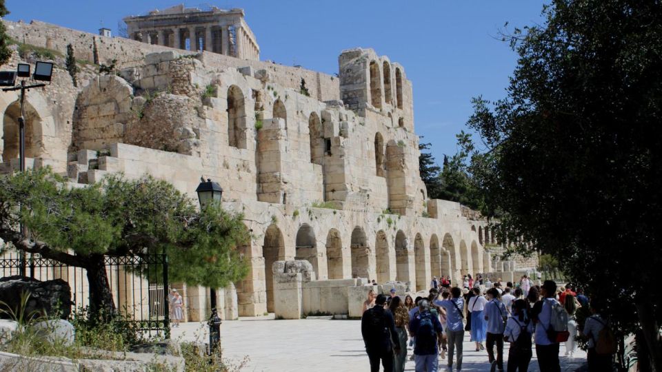Athens: Percy Family Treasure Hunt & Tour - Starting at Hadrian’s Gate: how the hunt begins