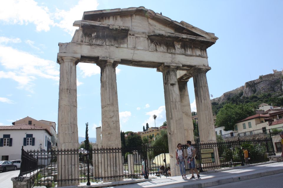 Athens: Plaka to Acropolis Smartphone Audio Tour - Winding Plaka streets and neoclassical houses at your pace