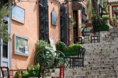 Athens: Private 4-Hour Tour with Acropolis and Old Town - Propylaea and the Parthenon: what to notice beyond the postcard