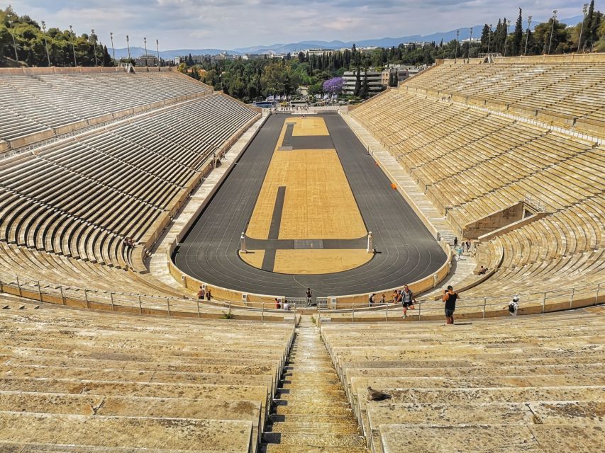 Athens: Private Acropolis, Acropolis Museum, and City Tour - Short photo-stop landmarks: what you gain in 20 minutes