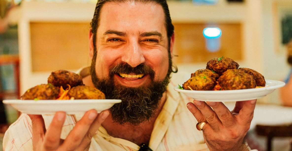 Athens: Private Evening Tour w/ Drinks & Bites in Koukaki - How a private guide changes what you notice